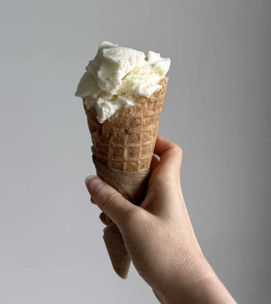 moo shu ice cream ottawa - gluten free cones and amazing flavours!
