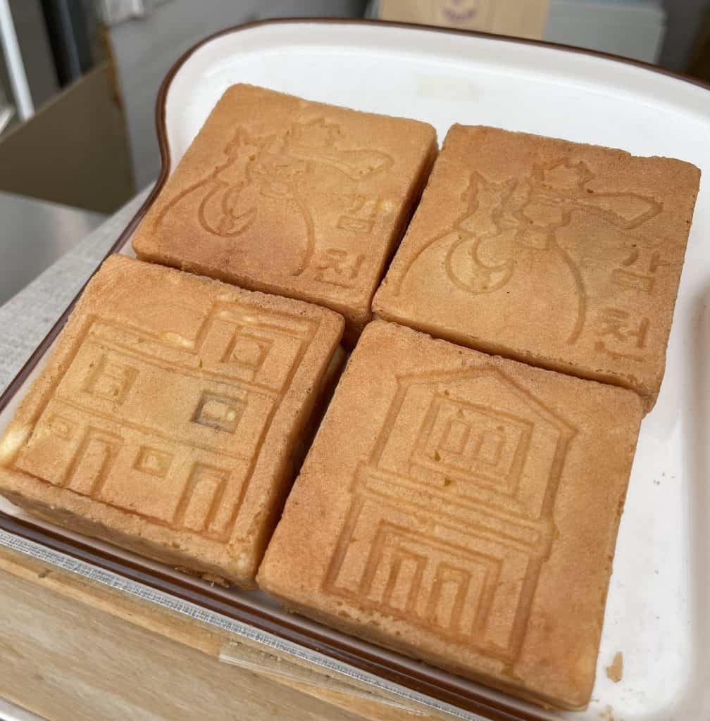 gluten free busan south korea - 10 won bread